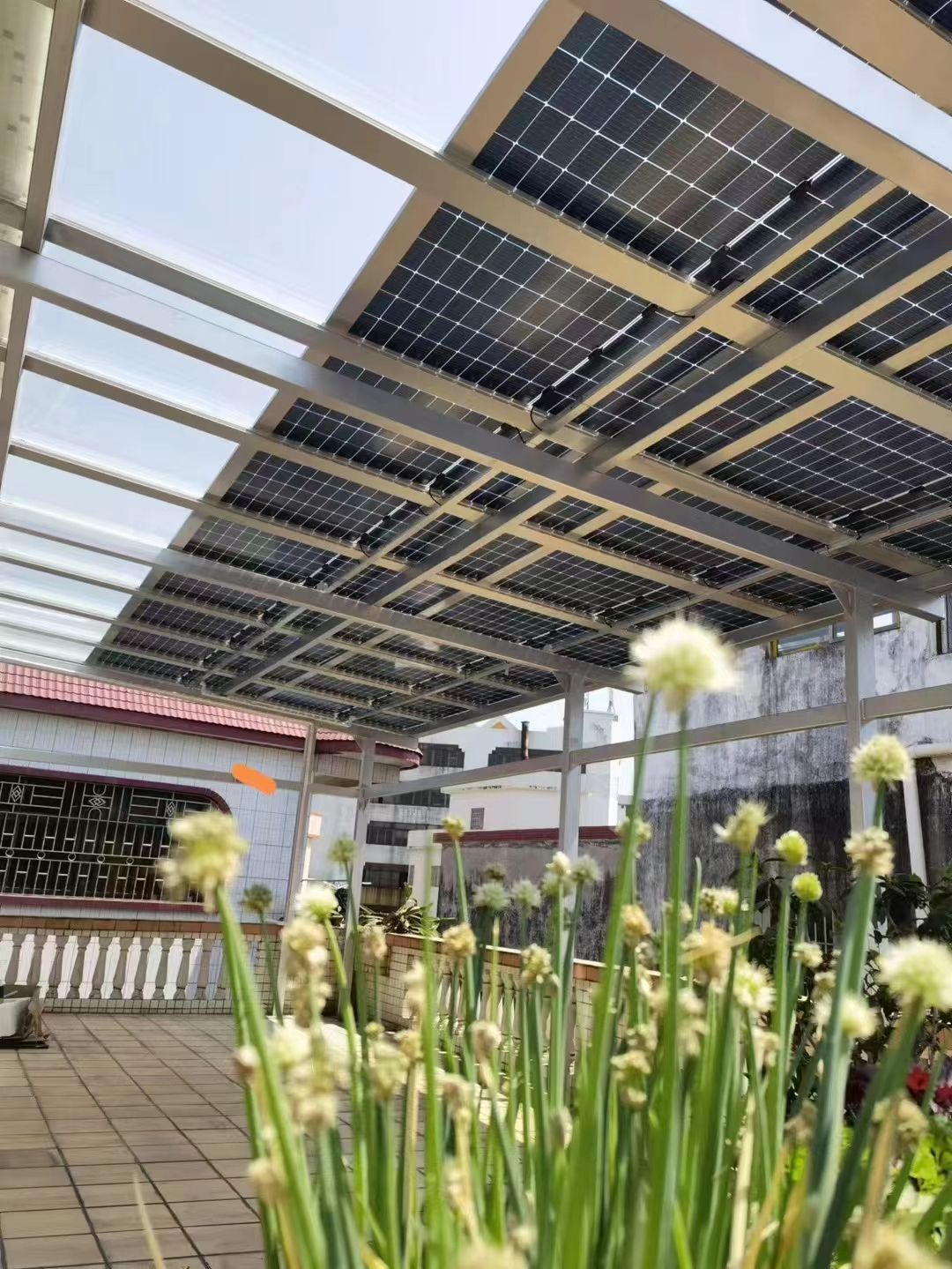 北票别墅家用屋顶太阳能发电系统安装